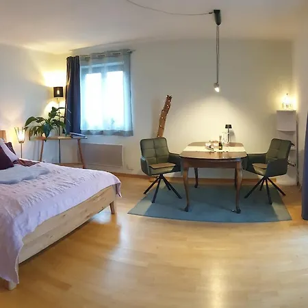 아파트 Frisch Renoviertes Bergseenest